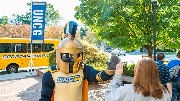 Spiro welcomes students to campus